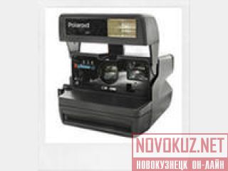  "POLAROID" 