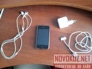 Apple iPhone 3G 8  