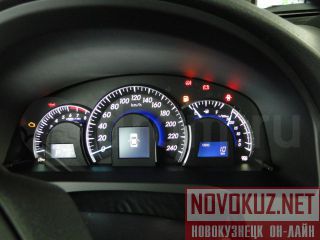 Toyota Camry 2,5 AT (181hp) - 1 060 000  