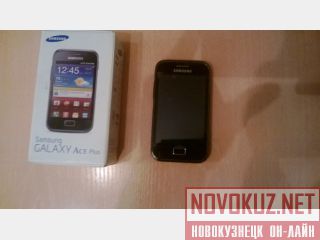  Samsung Galaxy Ace Plus (GT-S7500) 