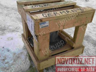21P-60-K3010 PUMP KOMATSU  