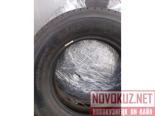   Bridgestone Blizzak 185/75 R15 106/104LT. . 