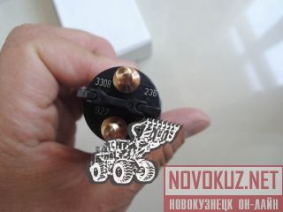 -  Komatsu 6745-12-3100 (0445120236). .  