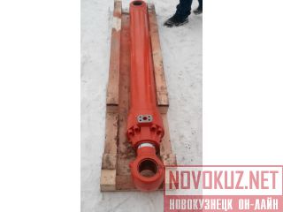     Hitachi  ZX-240-3, 4628626  