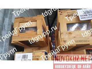31N8-50135   (rm cylinder) Hyundai R290LC-7A 