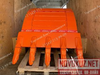    Hitachi ZX200  