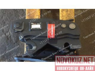   - Terex TLB825  