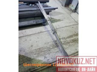  121810 7 , : 0,3  